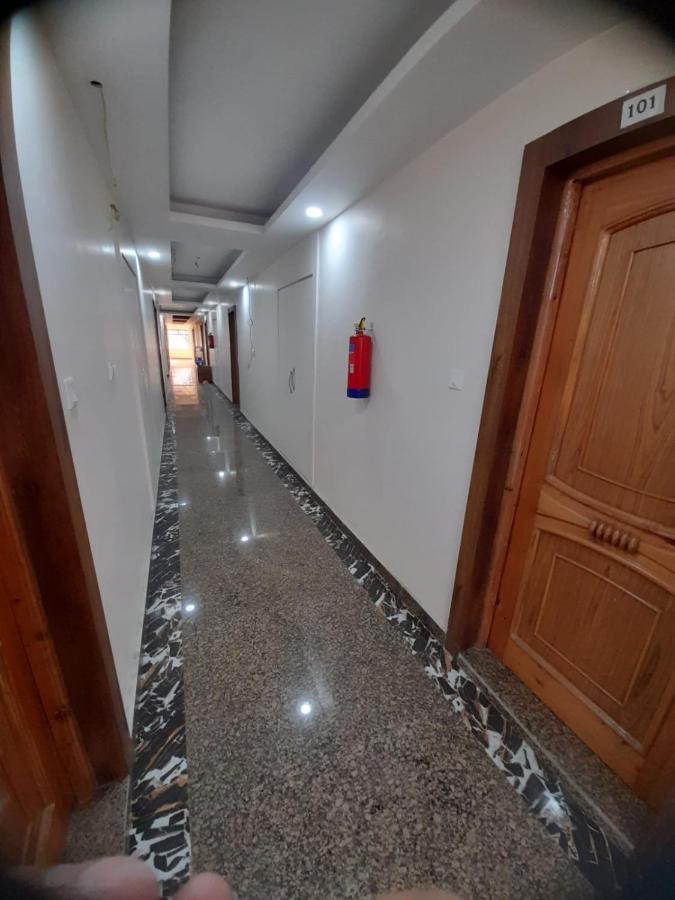 Hotel Zoon Dabb Srinagar Airport Kashmir Srīnagar Exterior foto