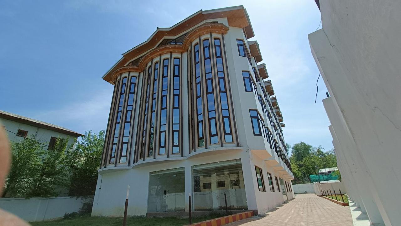 Hotel Zoon Dabb Srinagar Airport Kashmir Srīnagar Exterior foto