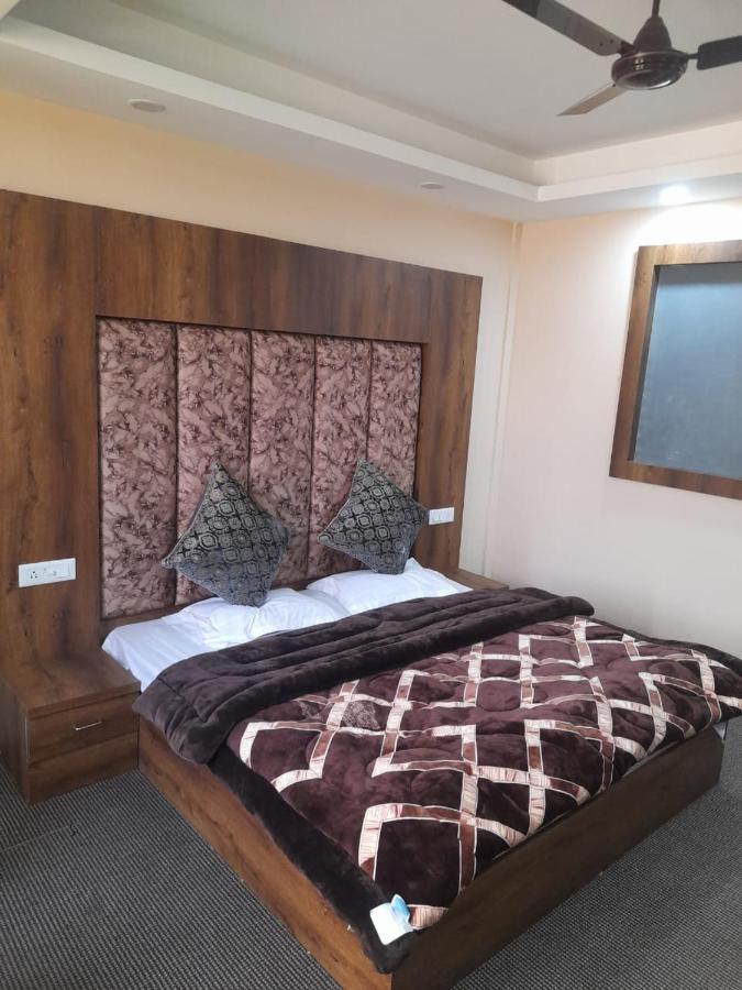 Hotel Zoon Dabb Srinagar Airport Kashmir Srīnagar Exterior foto