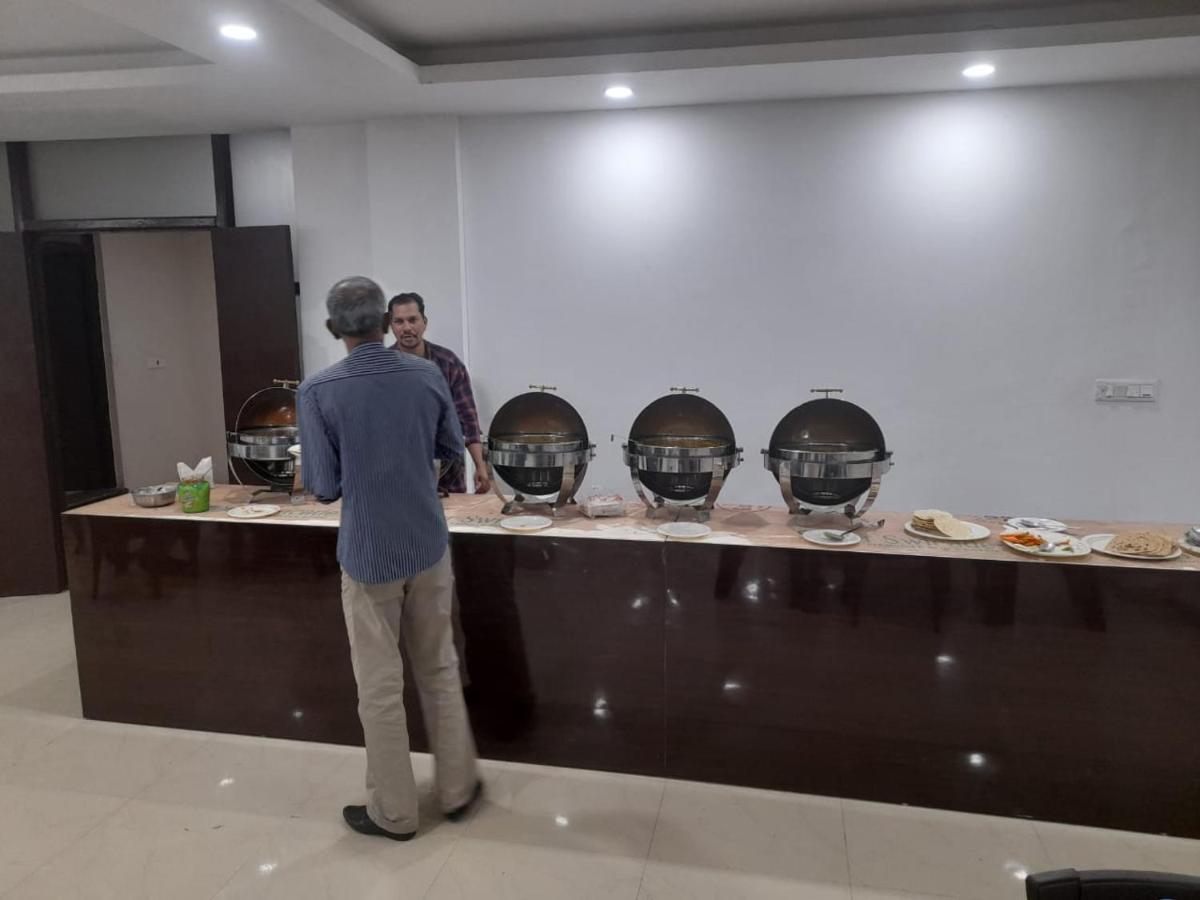 Hotel Zoon Dabb Srinagar Airport Kashmir Srīnagar Exterior foto