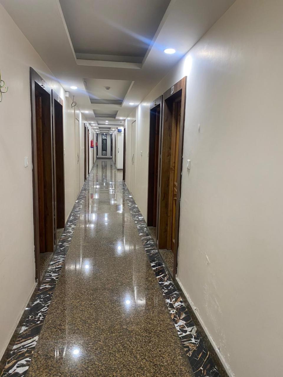 Hotel Zoon Dabb Srinagar Airport Kashmir Srīnagar Exterior foto