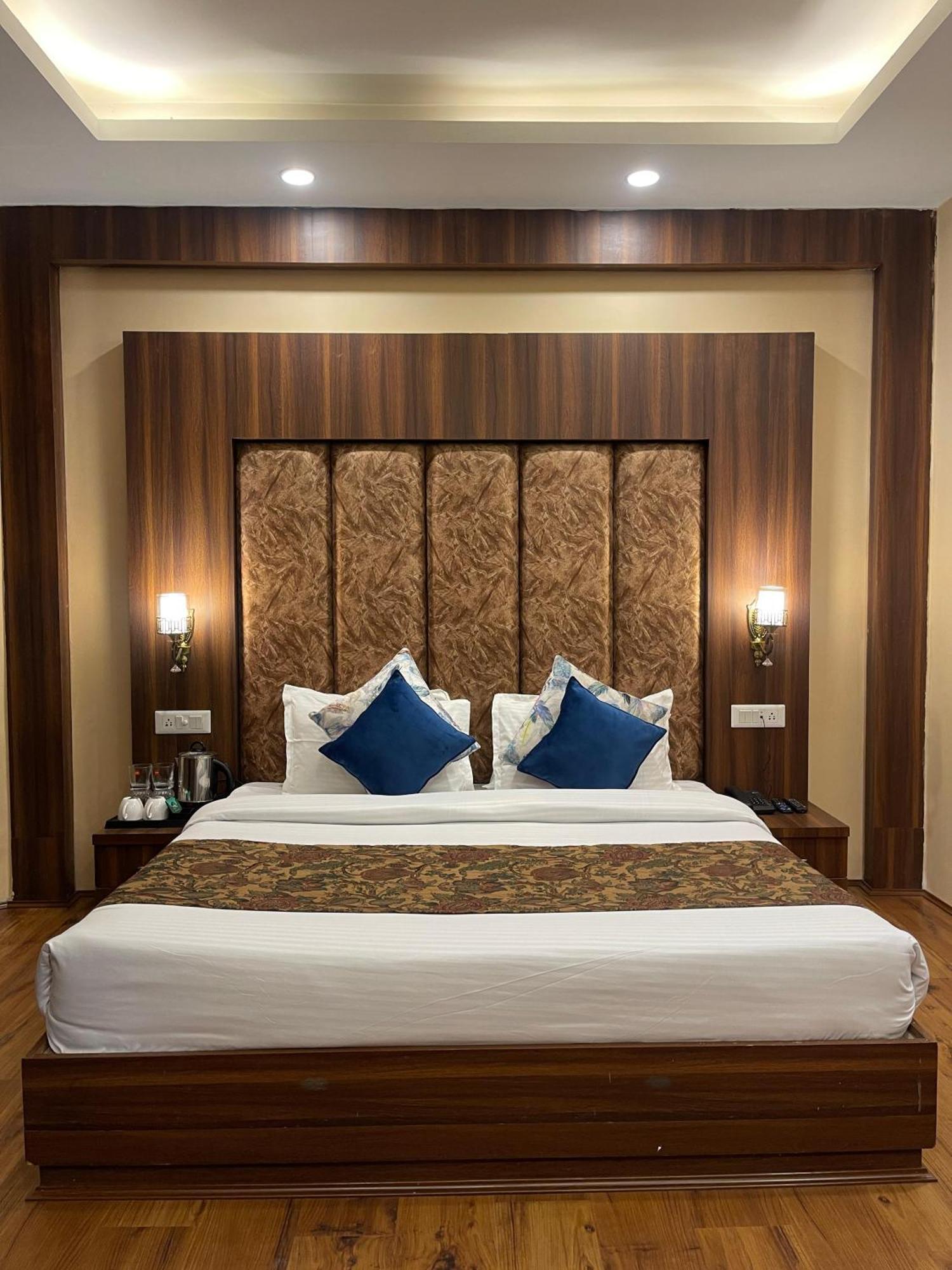 Hotel Zoon Dabb Srinagar Airport Kashmir Srīnagar Exterior foto