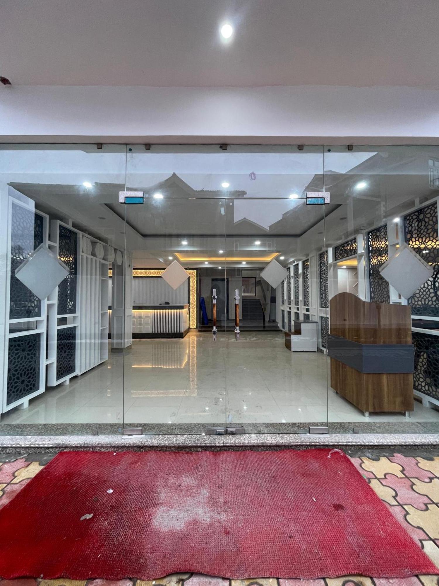 Hotel Zoon Dabb Srinagar Airport Kashmir Srīnagar Exterior foto